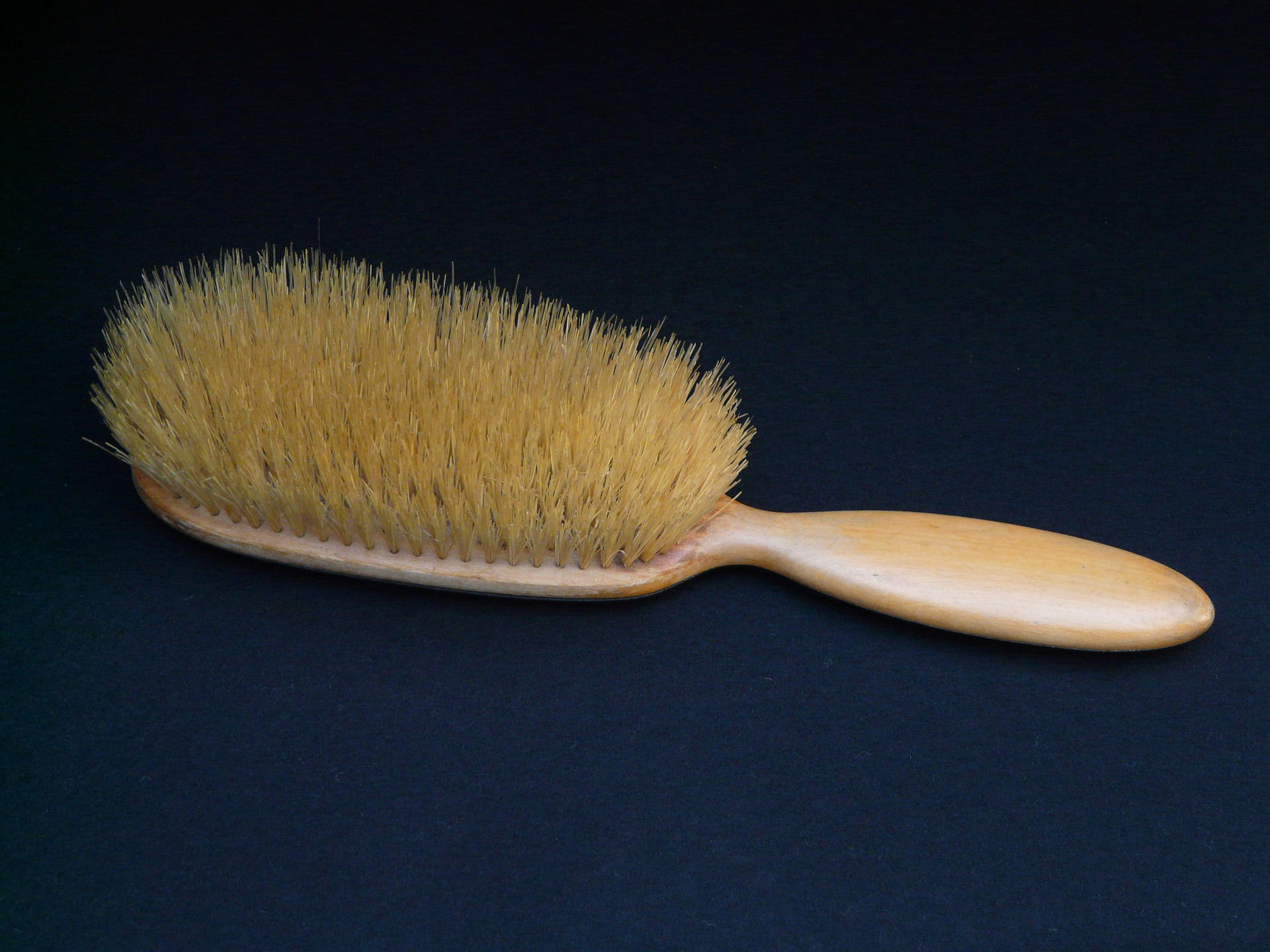 Photo brosse A  vAªtements